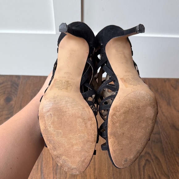 Nine West Black Strappy Lace Up Heels size 6.5 - Picture 12 of 13